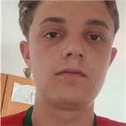 Ich gebe Mathematik-Nachhilfe für Schpler aller Schularten von der 5. bis zur 11. Klasse in München. Ich komme in die 12. Klasse